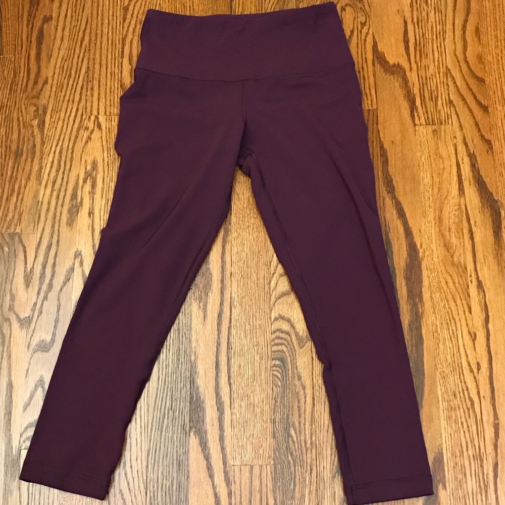 Yogalicious Burgundy Capri Yoga Pants S Workout